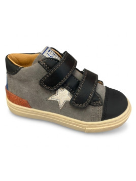 CHAUSSURES MONTANTES...